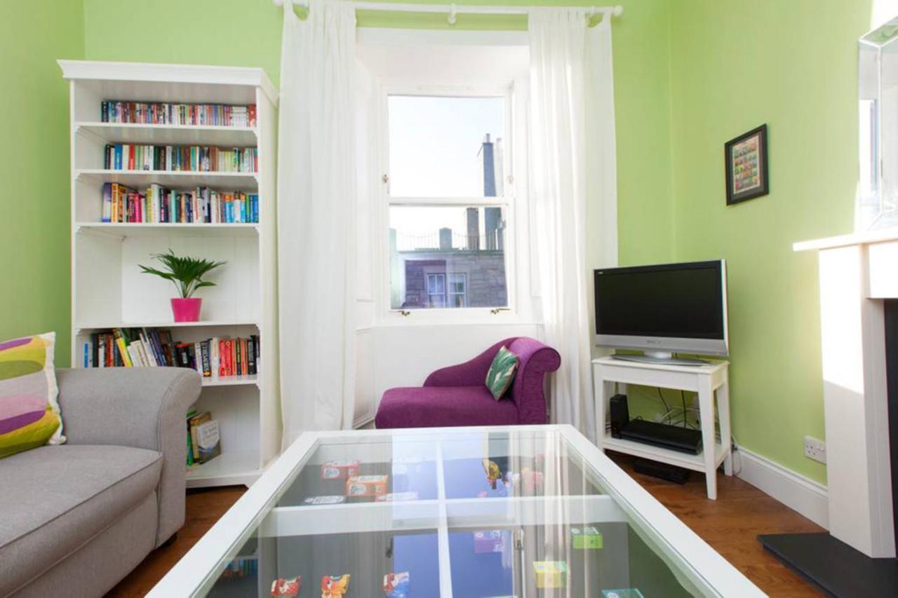 Bright And Modern Causewayside Apartment Edinburgh Exterior photo